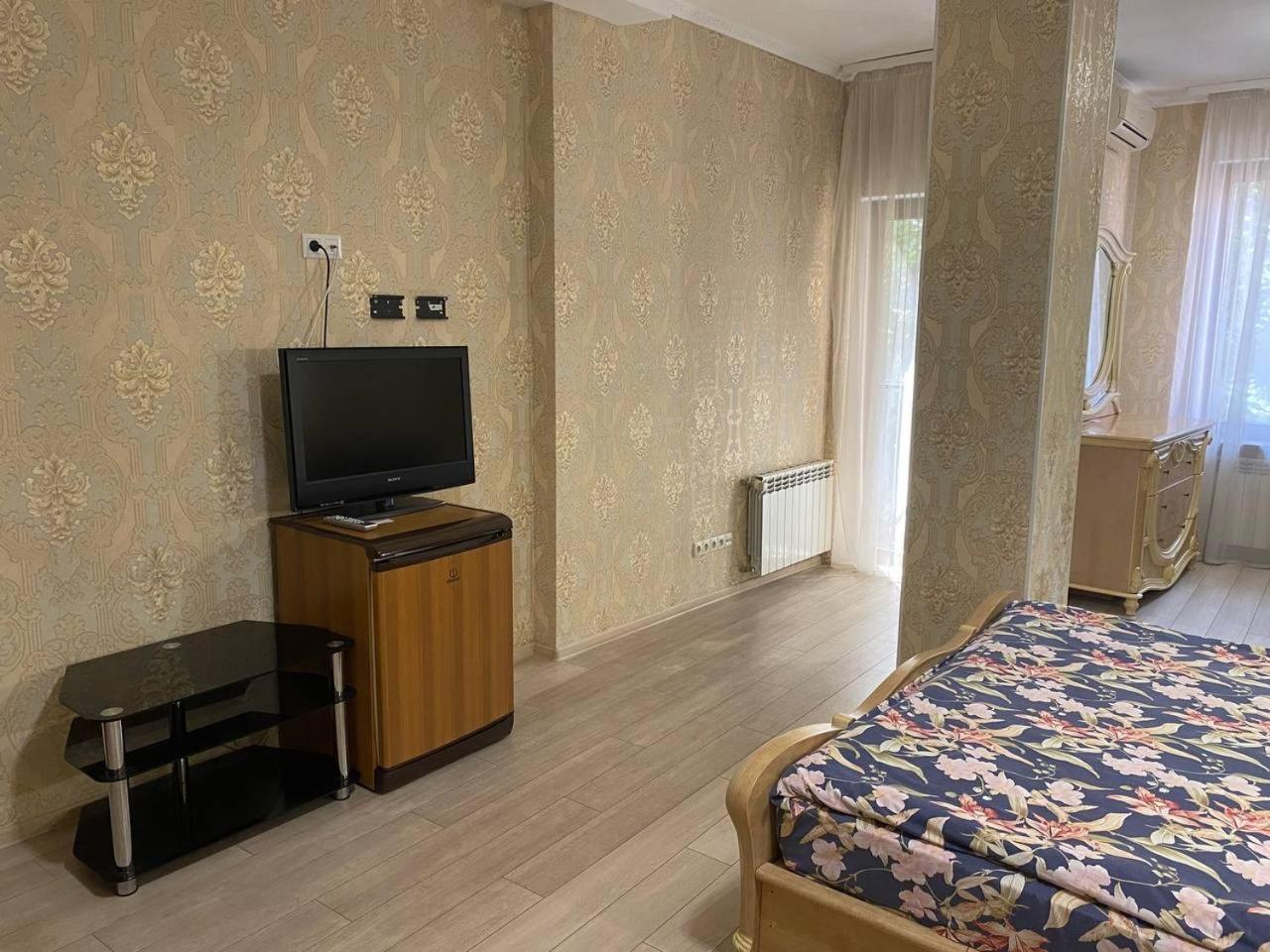 Valencia Hotel Odessa Ngoại thất bức ảnh