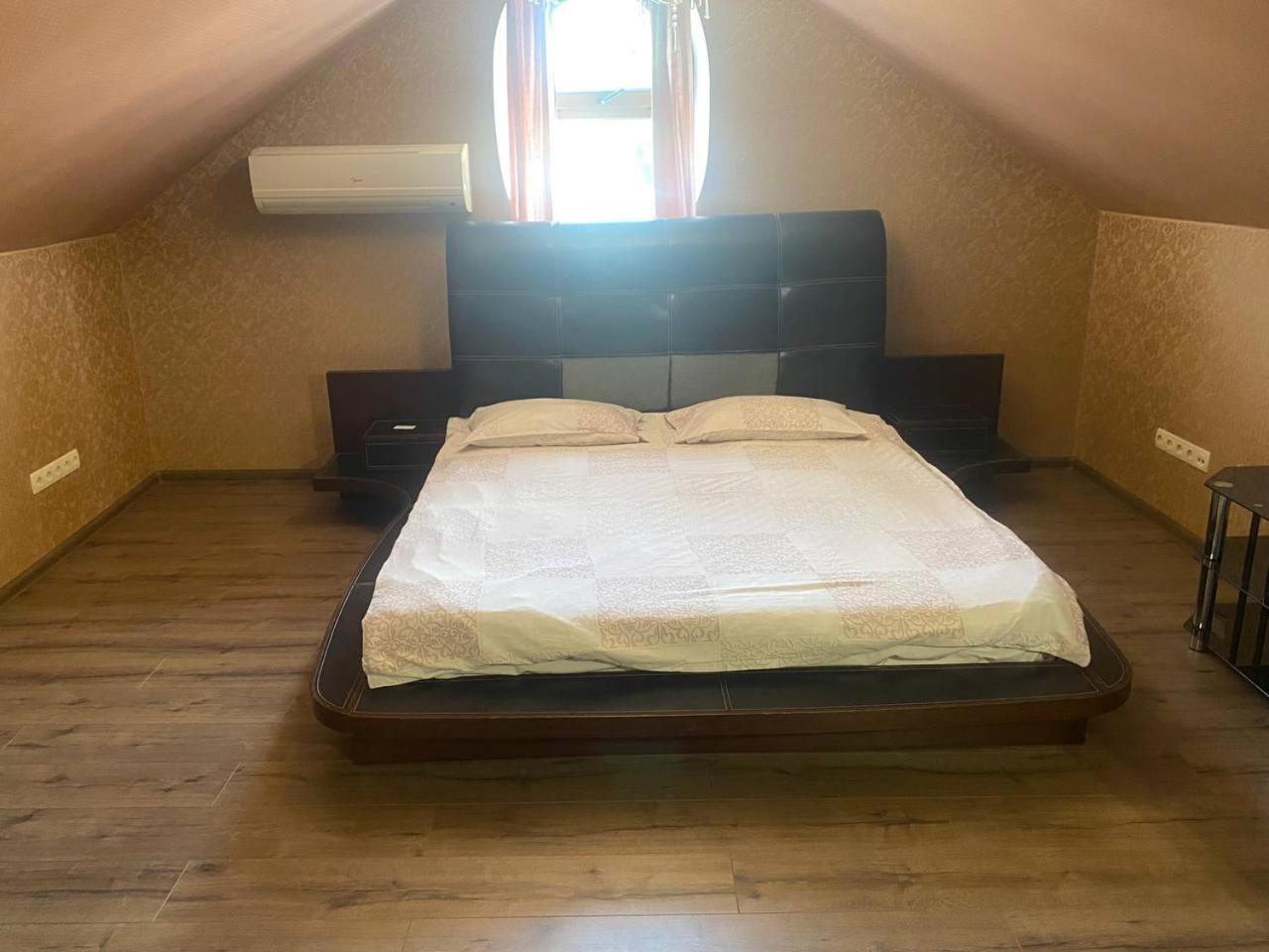 Valencia Hotel Odessa Ngoại thất bức ảnh