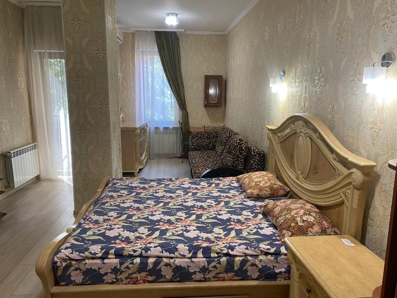Valencia Hotel Odessa Ngoại thất bức ảnh